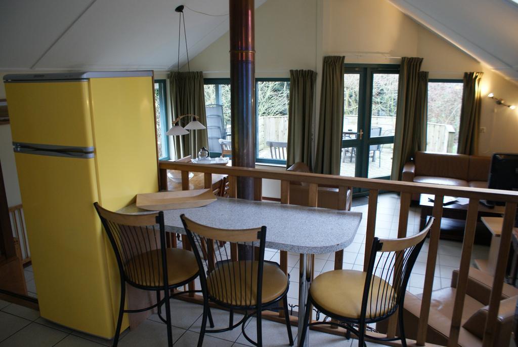 Haantjes Vakantiepark Hotel Formerum Værelse billede